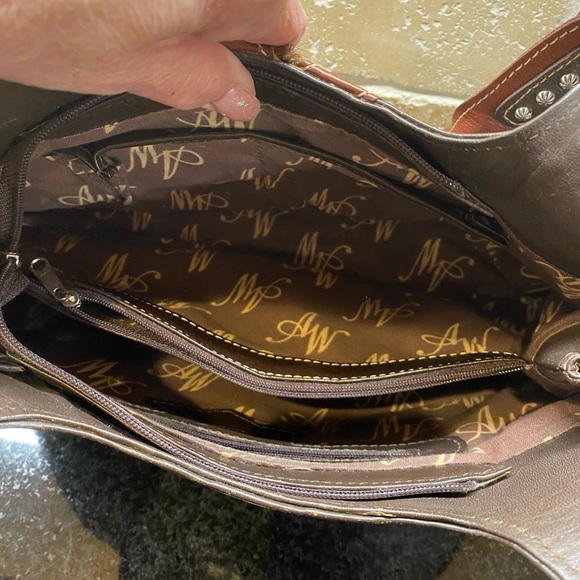 American West Leather Zip Top Tote - Picture 7 of 7